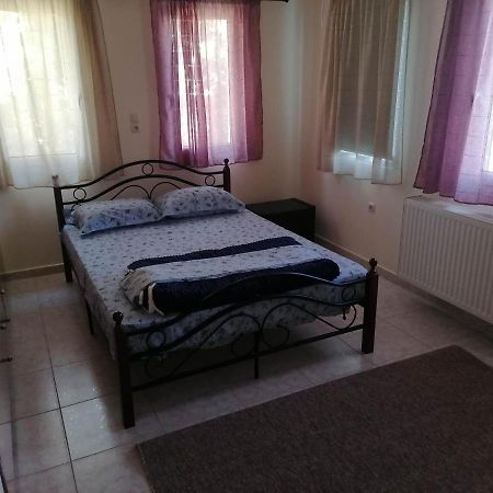 Treasures B&B Paloukia Ngoại thất bức ảnh