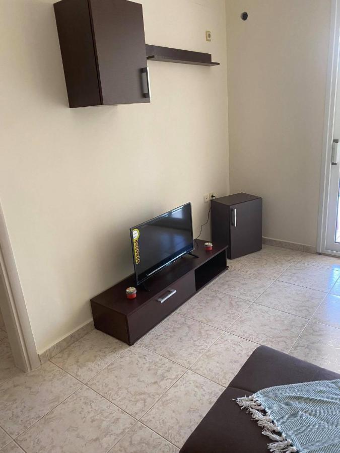 Treasures B&B Paloukia Ngoại thất bức ảnh
